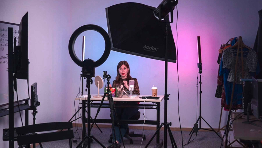 “洋主播”的中秋節