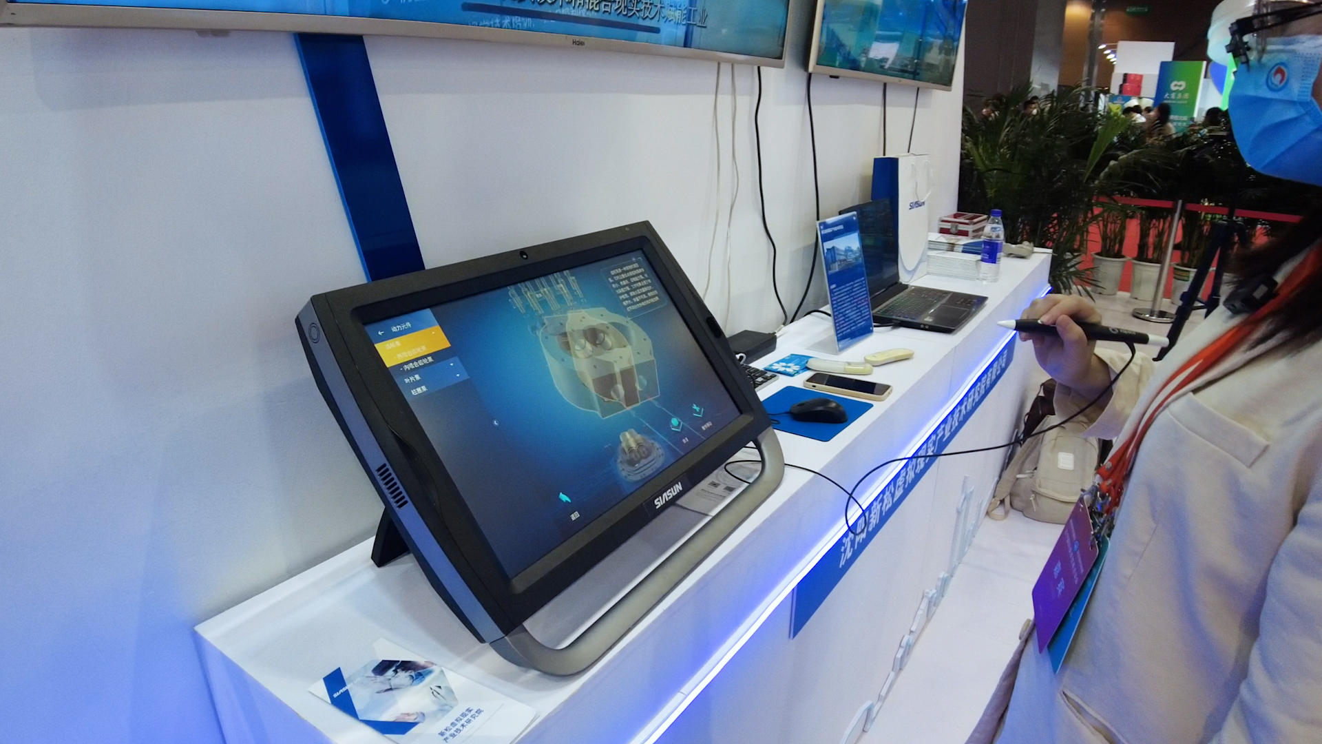 “虛擬現實”走進遼洽會